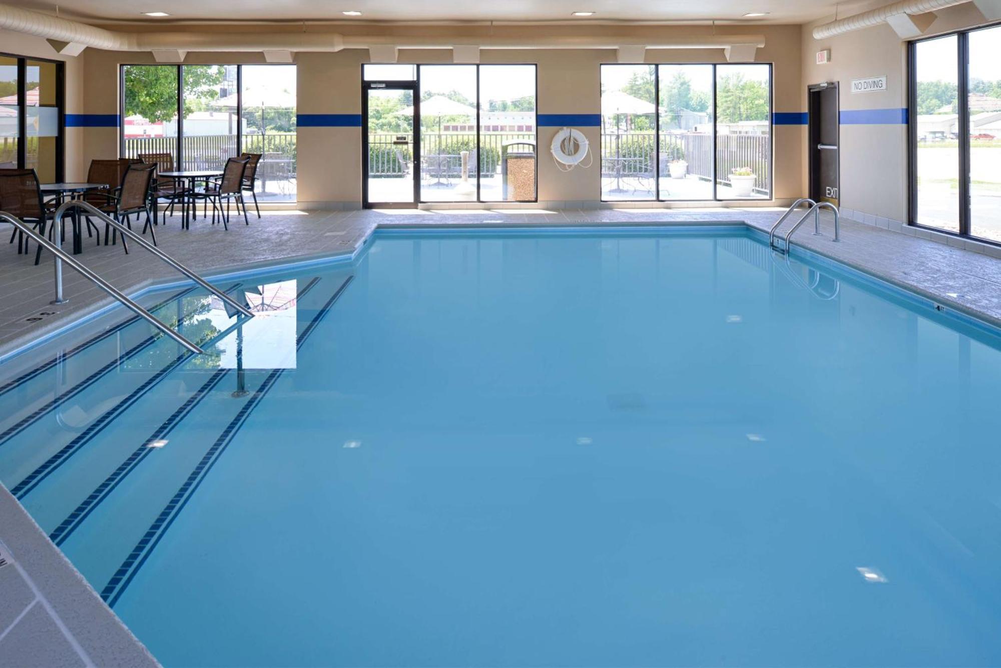 Hampton Inn Carbondale Dış mekan fotoğraf